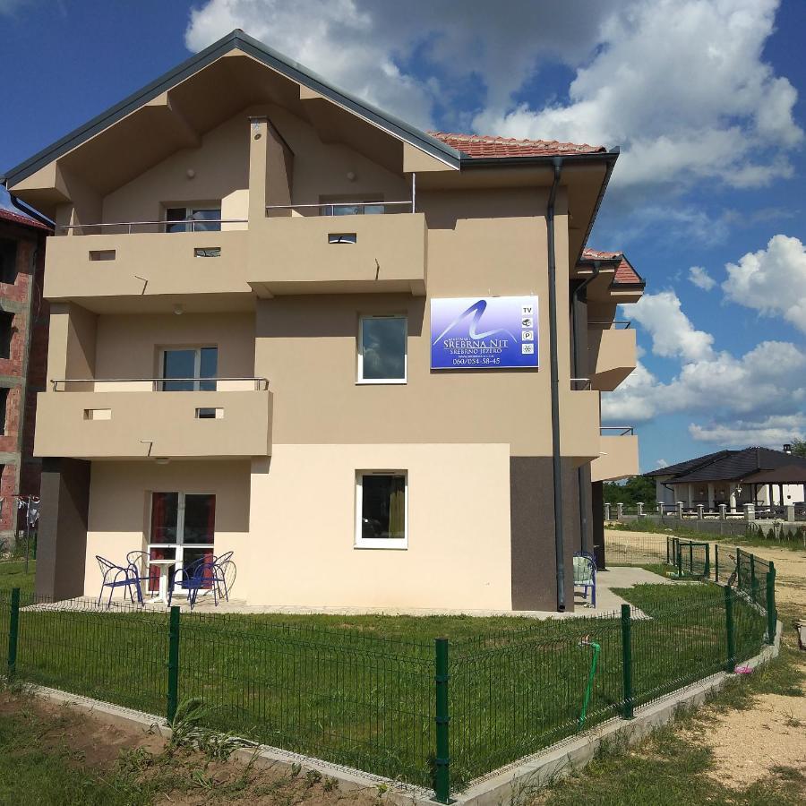 Srebrna Nit Apartment Veliko Gradiste Exterior photo
