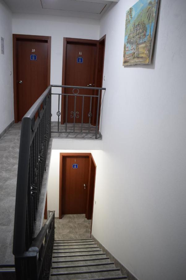 Srebrna Nit Apartment Veliko Gradiste Exterior photo
